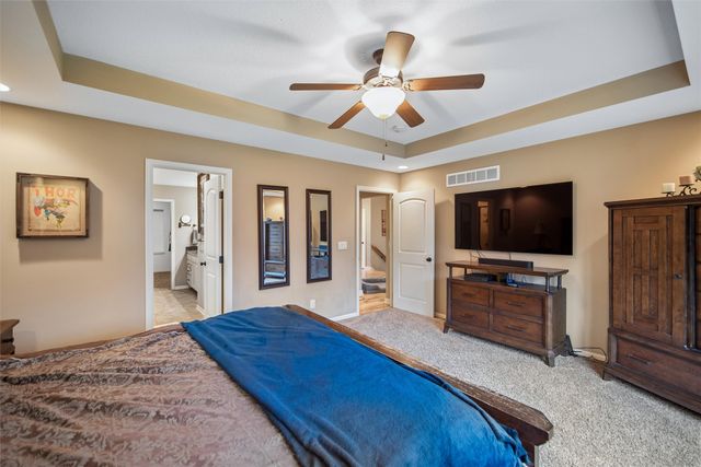 6927 NW 84th Avenue, Johnston, IA 50131