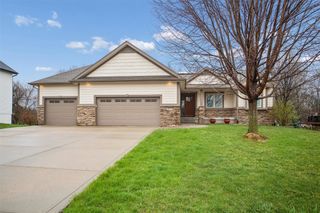 6927 NW 84th Avenue, Johnston, IA 50131