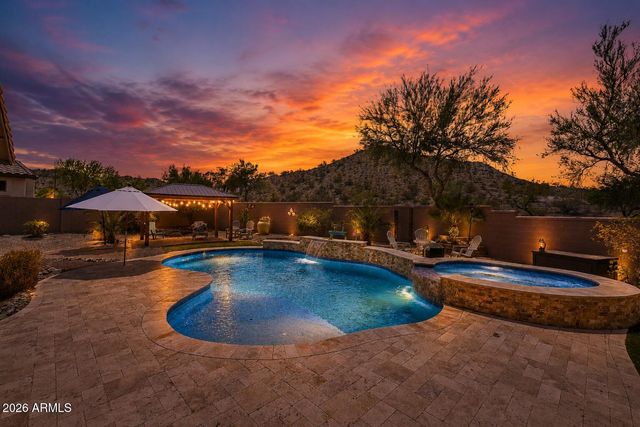 18663 W CAPISTRANO Avenue, Goodyear, AZ 85338
