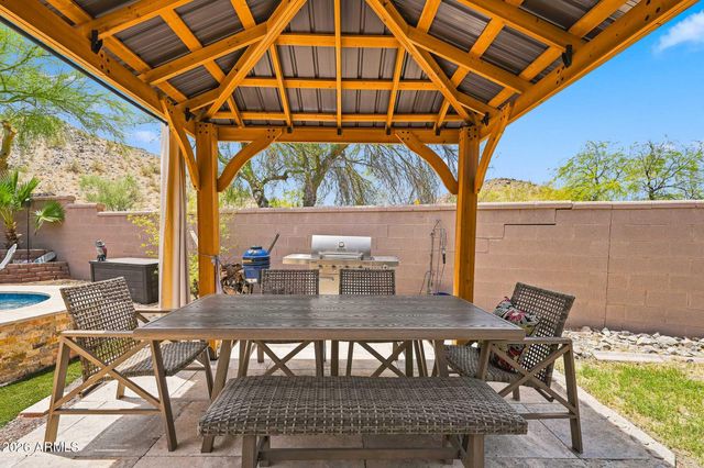 18663 W CAPISTRANO Avenue, Goodyear, AZ 85338