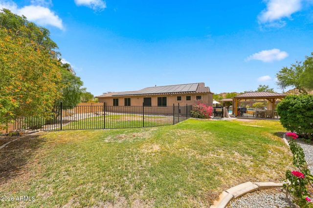 18663 W CAPISTRANO Avenue, Goodyear, AZ 85338
