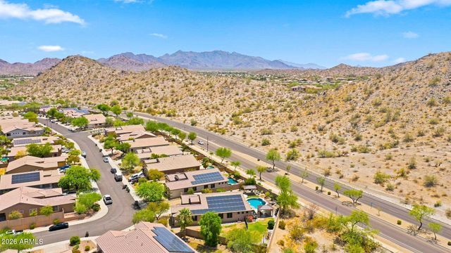 18663 W CAPISTRANO Avenue, Goodyear, AZ 85338