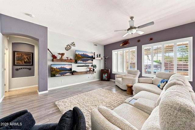18663 W CAPISTRANO Avenue, Goodyear, AZ 85338