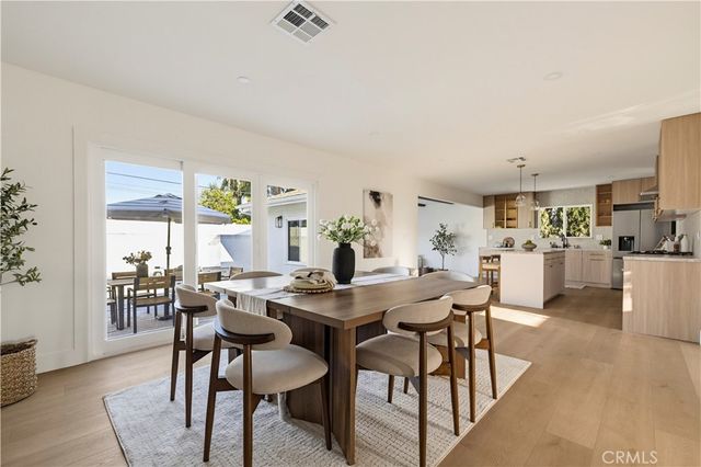 9458 Ruffner Avenue, Northridge, CA 91343