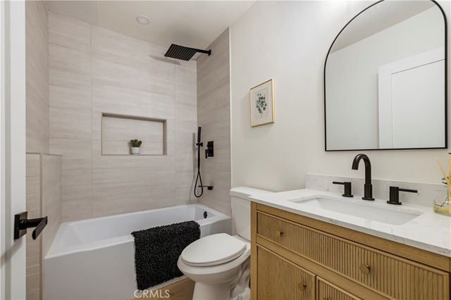 9458 Ruffner Avenue, Northridge, CA 91343