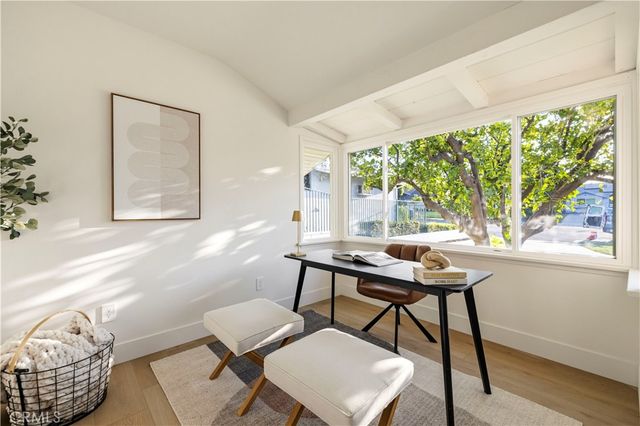 9458 Ruffner Avenue, Northridge, CA 91343