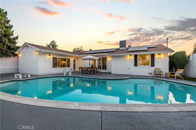 9458 Ruffner Avenue, Northridge, CA 91343