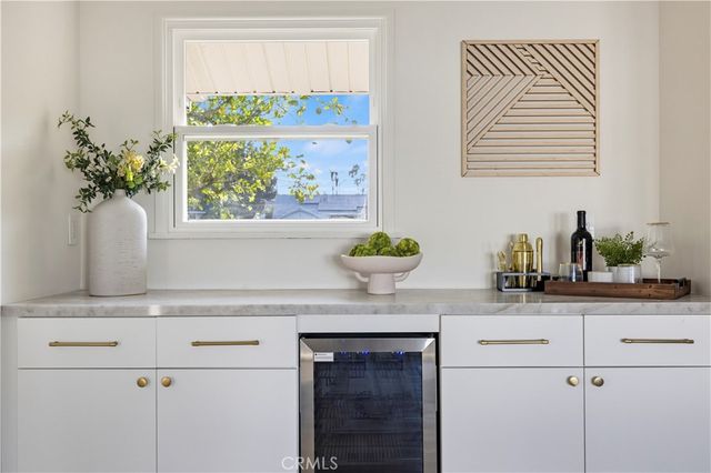 9458 Ruffner Avenue, Northridge, CA 91343