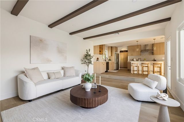 9458 Ruffner Avenue, Northridge, CA 91343