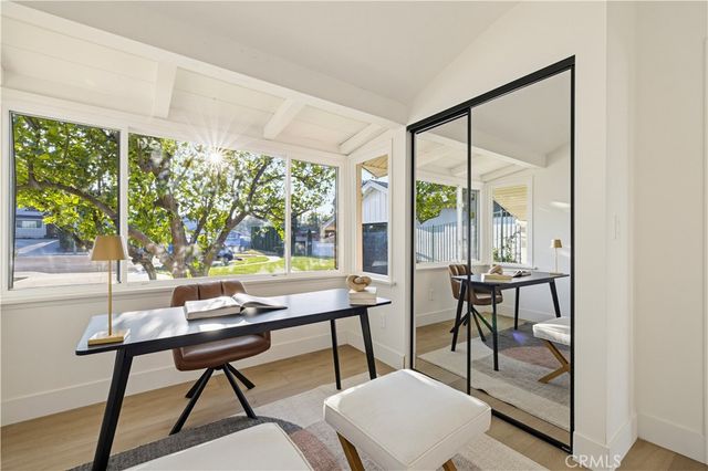 9458 Ruffner Avenue, Northridge, CA 91343