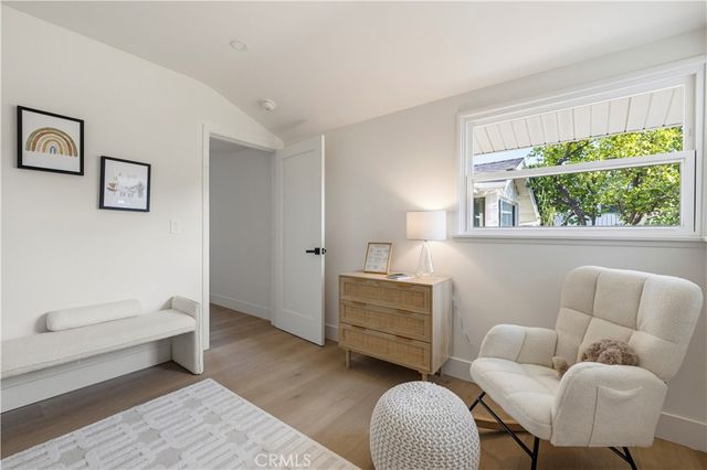 9458 Ruffner Avenue, Northridge, CA 91343