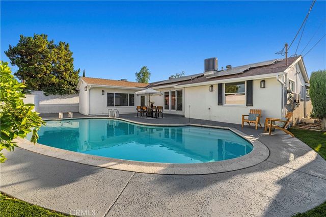 9458 Ruffner Avenue, Northridge, CA 91343