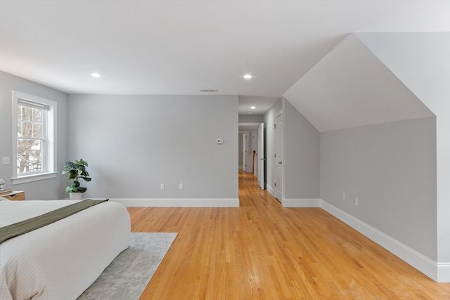 255 East St, Lexington, MA 02420