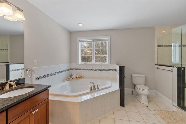 255 East St, Lexington, MA 02420
