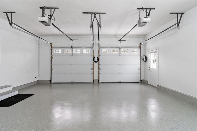 255 East St, Lexington, MA 02420