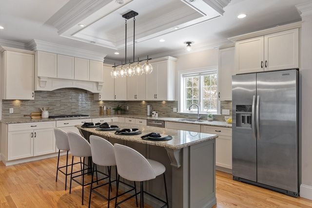 255 East St, Lexington, MA 02420