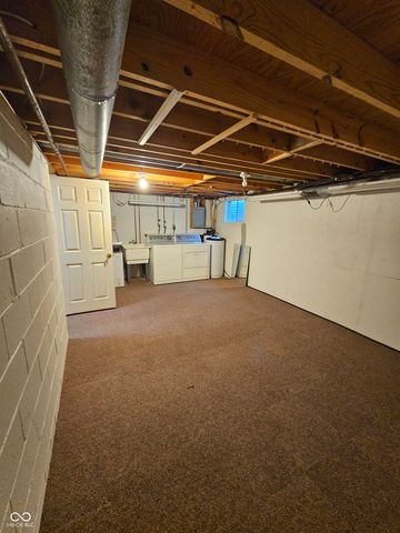 367 Carmelaire Court, Carmel, IN 46032