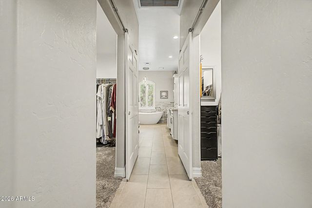 496 N MONDEL Drive, Gilbert, AZ 85233