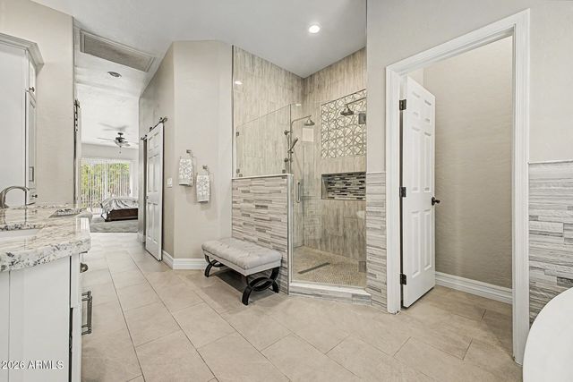 496 N MONDEL Drive, Gilbert, AZ 85233