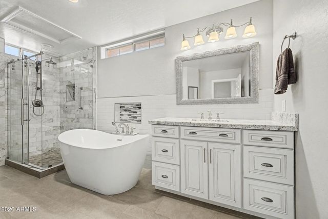 496 N MONDEL Drive, Gilbert, AZ 85233