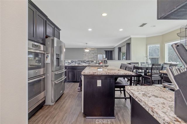 1077 Paradise, Lemoore, CA 93245