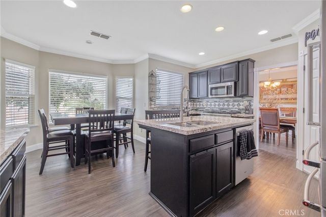 1077 Paradise, Lemoore, CA 93245
