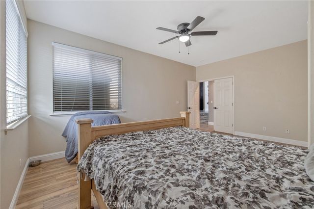 1077 Paradise, Lemoore, CA 93245