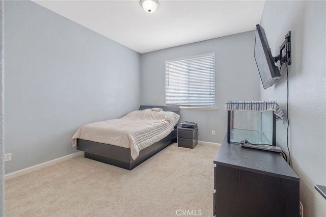 1077 Paradise, Lemoore, CA 93245