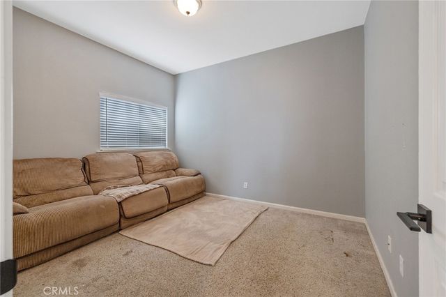 1077 Paradise, Lemoore, CA 93245
