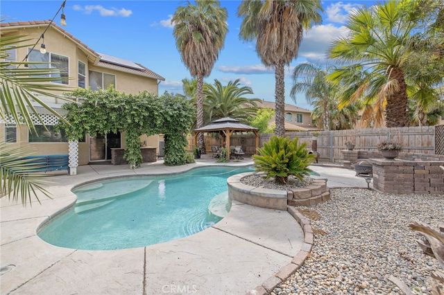 1077 Paradise, Lemoore, CA 93245