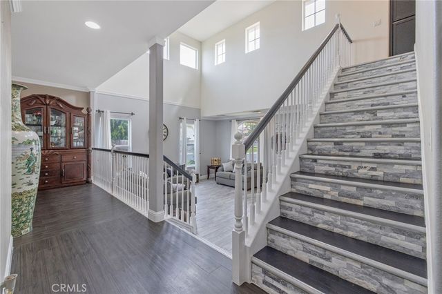1077 Paradise, Lemoore, CA 93245