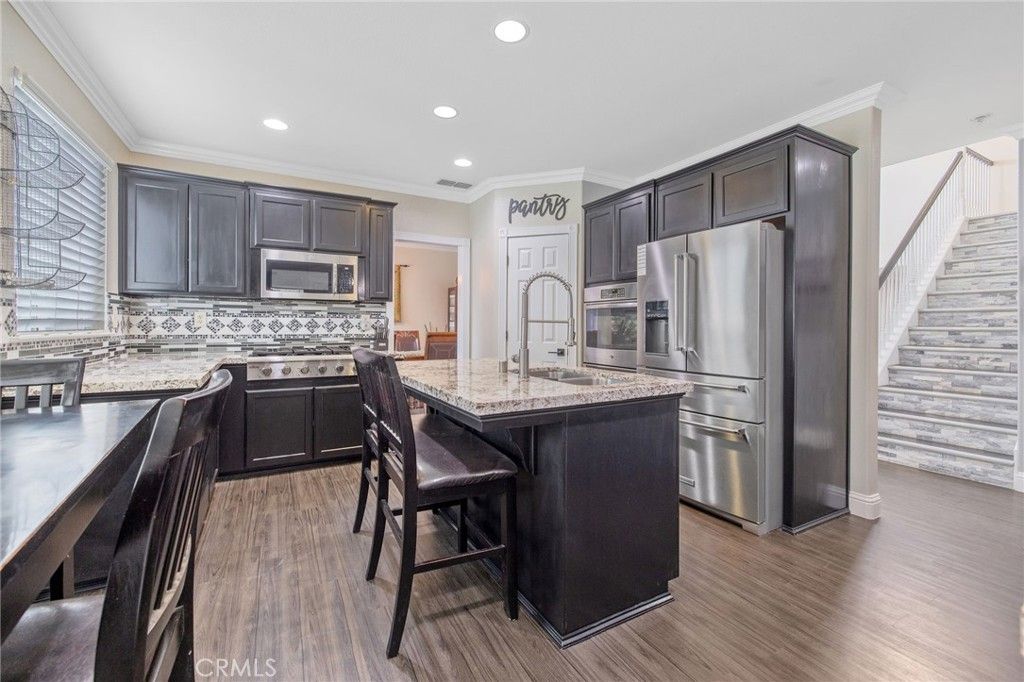 Image 19 of property listing at 1077 Paradise, Lemoore, CA 93245