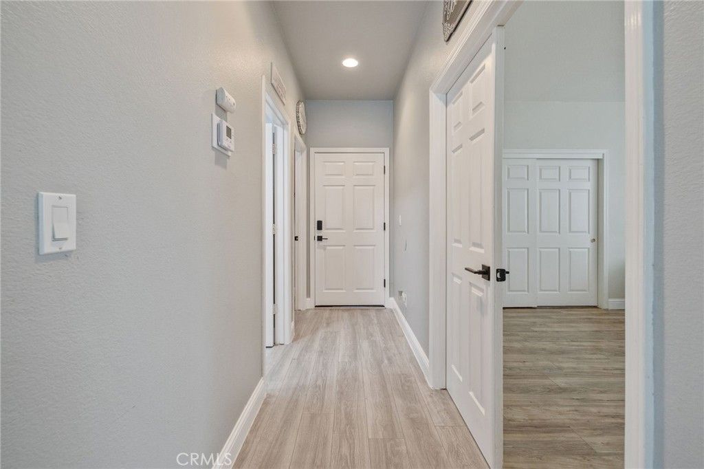 Image 23 of property listing at 1077 Paradise, Lemoore, CA 93245