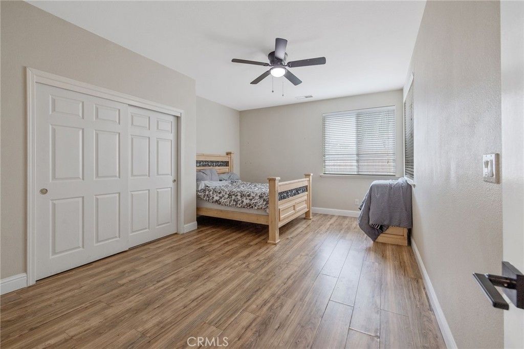 Image 24 of property listing at 1077 Paradise, Lemoore, CA 93245