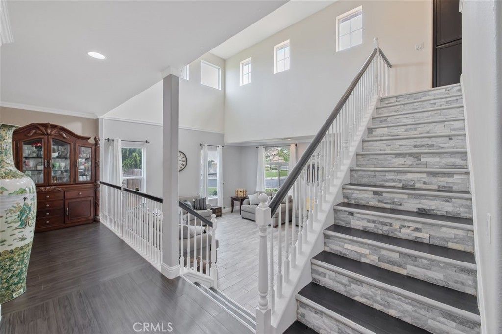 Image 29 of property listing at 1077 Paradise, Lemoore, CA 93245