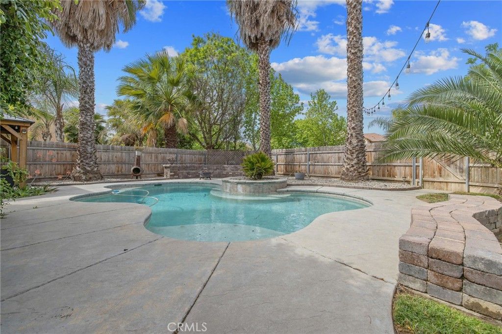 Image 57 of property listing at 1077 Paradise, Lemoore, CA 93245