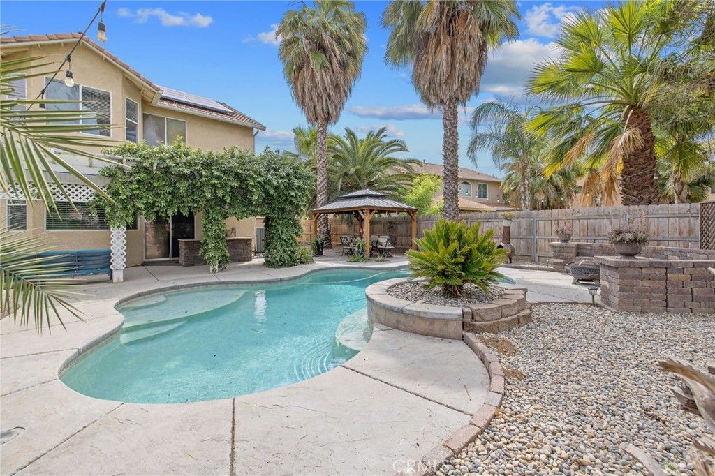 Image 61 of property listing at 1077 Paradise, Lemoore, CA 93245