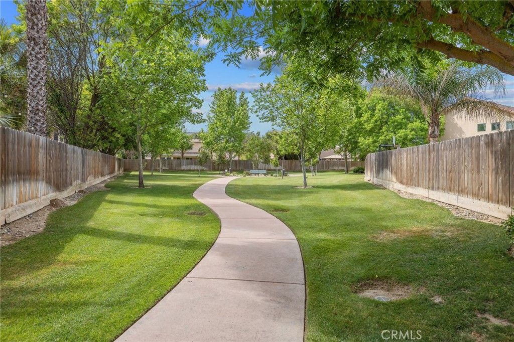 Image 66 of property listing at 1077 Paradise, Lemoore, CA 93245