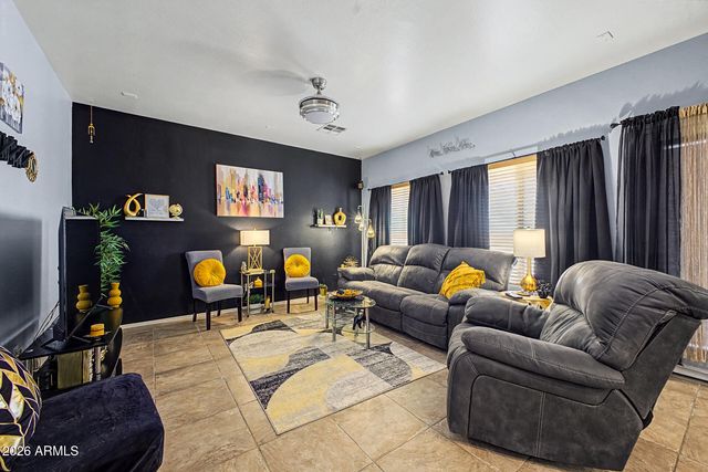 1309 E DAISY Way, San Tan Valley, AZ 85143