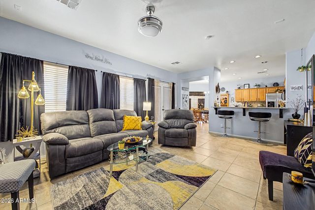 1309 E DAISY Way, San Tan Valley, AZ 85143