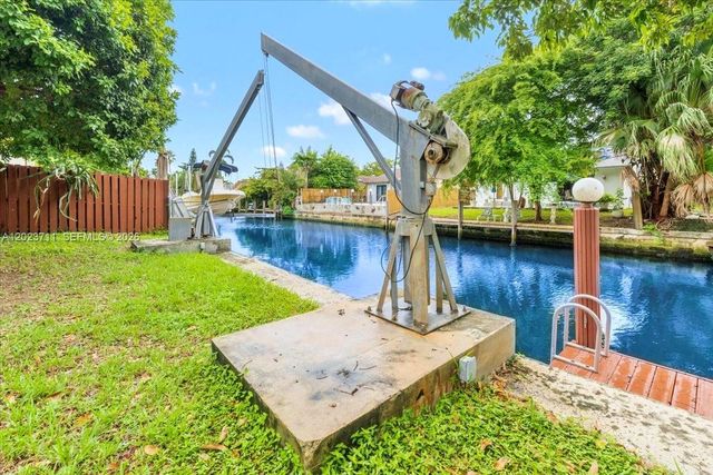 2650 Scott St, Hollywood, FL 33020