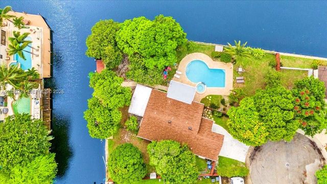 2650 Scott St, Hollywood, FL 33020