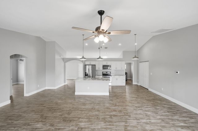 216 SW Kestor Drive, Port St. Lucie, Port St Lucie, FL 34953