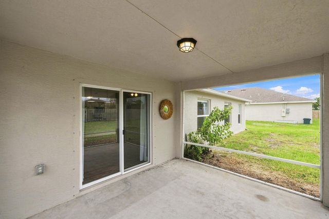 216 SW Kestor Drive, Port St. Lucie, Port St Lucie, FL 34953