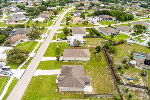 216 SW Kestor Drive, Port St. Lucie, Port St Lucie, FL 34953