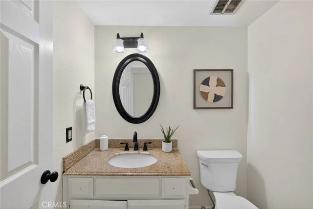 24564 Copper Cliff Court Court 35, Lake Forest, CA 92630