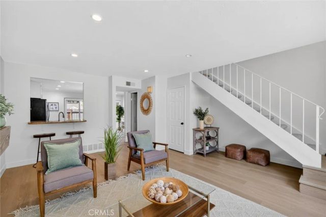 24564 Copper Cliff Court Court 35, Lake Forest, CA 92630
