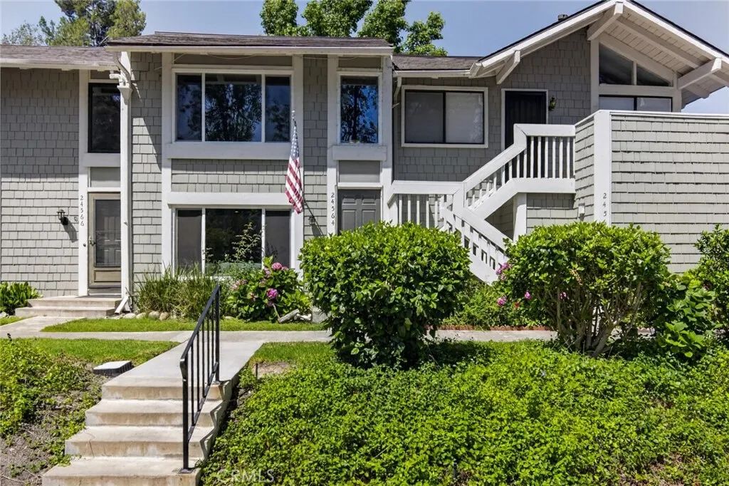 24564 Copper Cliff Court Court 35, Lake Forest, CA 92630