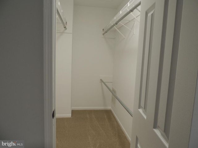 13 HERITAGE CT, Ewing, NJ 08628