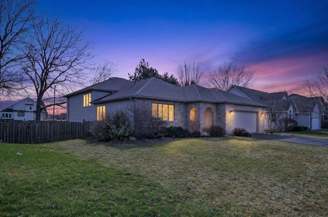 420 Windsor Drive, Oswego, IL 60543